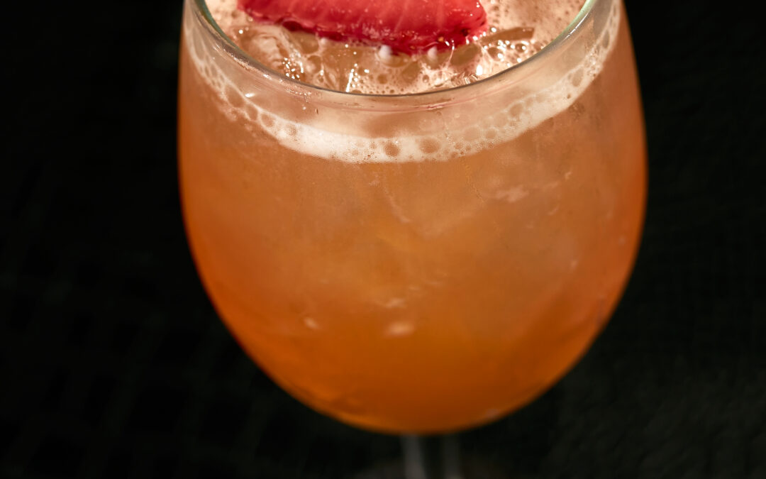 STRAW’NANA SANGRIA